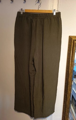 Pantalón lino Zara caqui