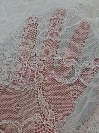 Blusa encaje rosa T XL.  Medidas en descripción
