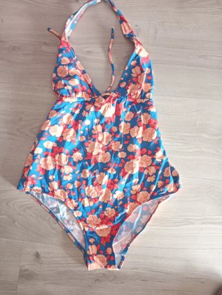 Bañador azul estampado flores