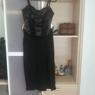 Conjunto Top Lencero y Falda Midi Negro