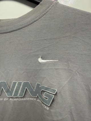 Camiseta Nike Training Gris Talla L