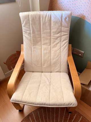 Mecedora con reposapiés IKEA