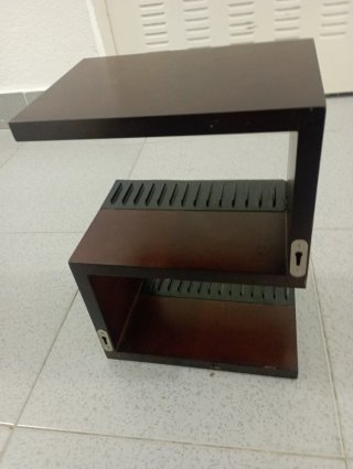 Estantería pequeña para CDs