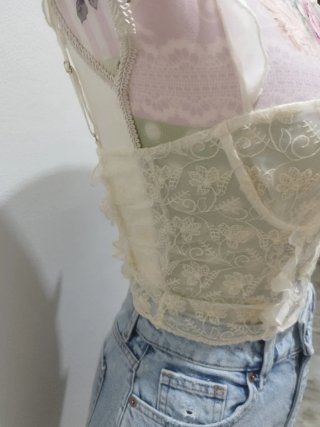 Bustier encaje Zara.