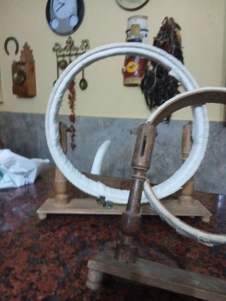 2 Bastidores de madera antiguos