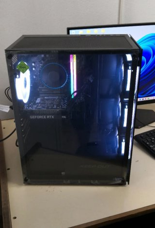 PC da tavolo gaming RGB