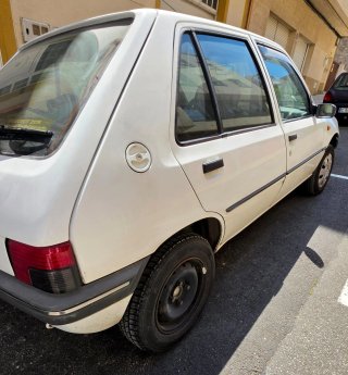 Peugeot 205 1996