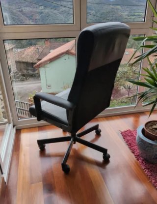 Silla de oficina Ikea negra