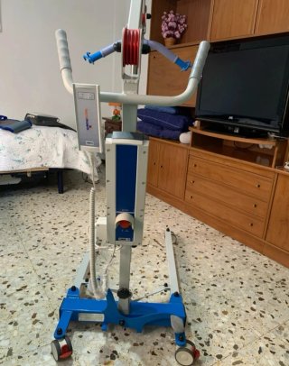 Grúa minusválidos con arnés 135 kg