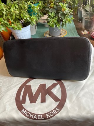 Bolso Michael Kors Rayas Blanco y Negro