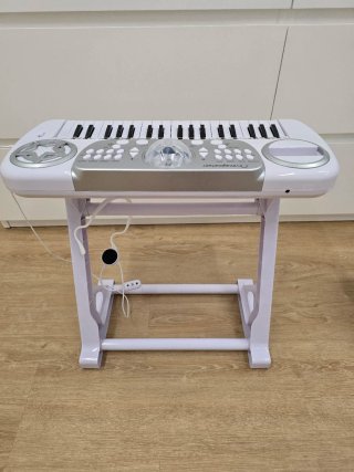 Teclado Infantil com Microfone e Banco
