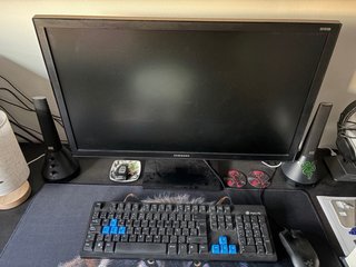 HP Pavilion Gaming + pantalla, altavoces y teclado