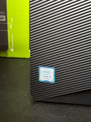 HP Pavilion Gaming + pantalla, altavoces y teclado