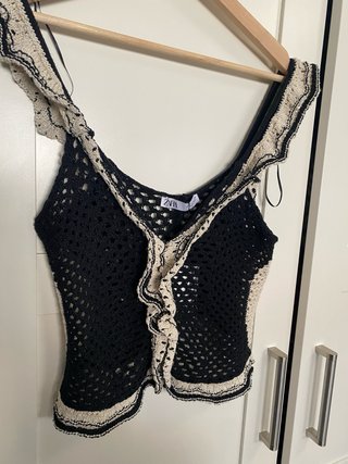 Top Zara Crochet Negro y Beige