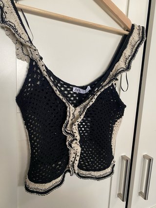 Top Zara Crochet Negro y Beige