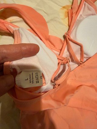 Costume intero con volant e righe nuovissimo