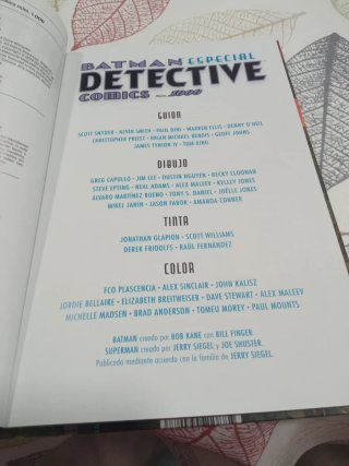 Comic Batman especial detective comics 1000