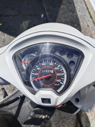 Honda Vision 110cc Blanca