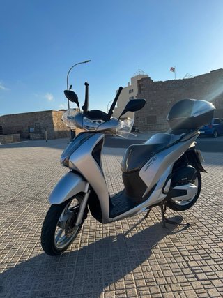 Honda SH 125i 2018 - 52711 km