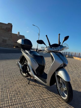 Honda SH 125i 2018 - 52711 km