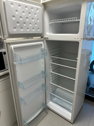 Frigorífico blanco Schneider