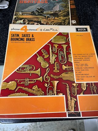 Vinilo Decca Satin, Saxos & Bouncing Brass