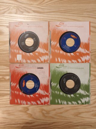 LOTE SINGLES ROCK JUSTINE EXCESS BALTIMOORE DESIRE