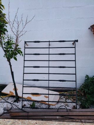 Reja de hierro macizo forjado