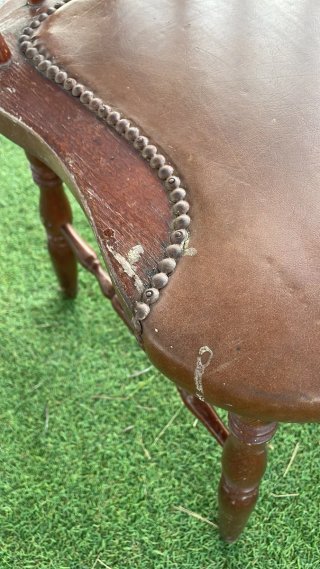 Sillas antiguas madera y cuero