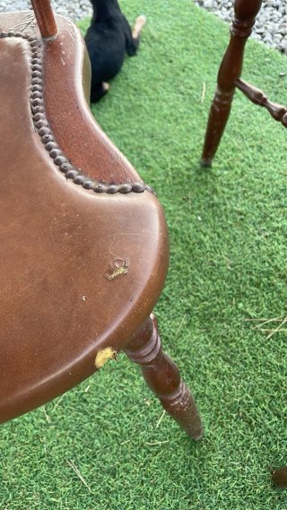 Sillas antiguas madera y cuero