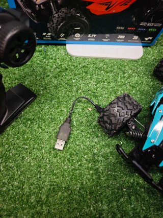 Coche RC Joellfuner 2.4Ghz 1:16