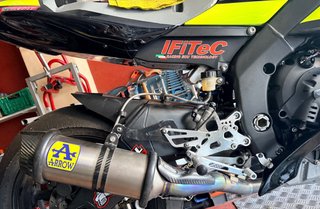 Yamaha R6R 2009