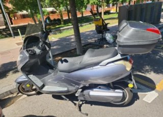 Moto Eléctrica PUMA EFUN 125CC Gris Automática