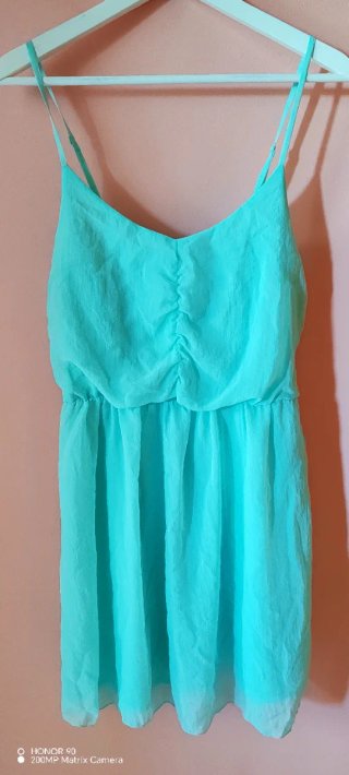 Vestido Turquesa Tirantes. Marca Bershka .Talla L