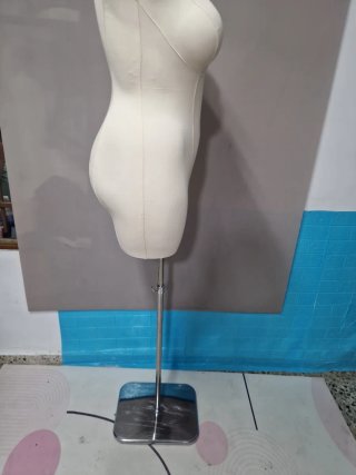 Maniquí de costura profesional