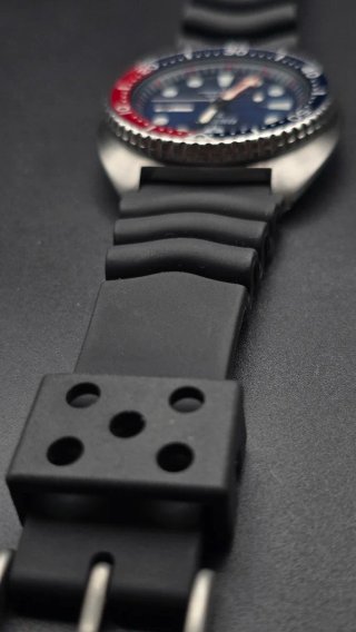 Seiko Prospex Turtle PADI SRPA21J1 Hecho en Japón