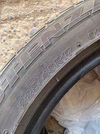 2 Neumáticos 225/45R17