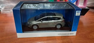 Lote 2 Maquetas Ford S-Max y Galaxy 1/43