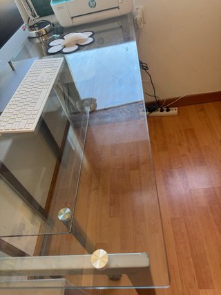 Mesa escritorio cristal y metal