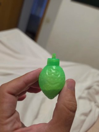 Juguete lima verde