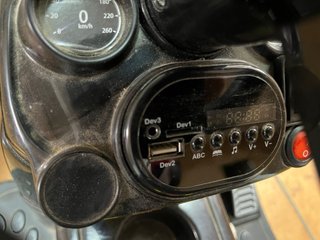 Trattore Elettrico Infantile Bianco e Nero