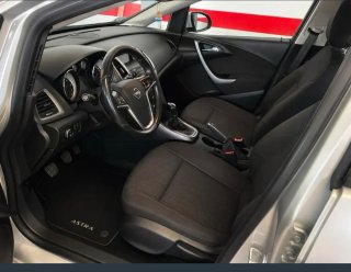 Opel Astra 2015