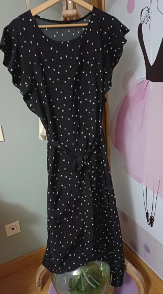 Vestido largo estampado con corazones talla L.