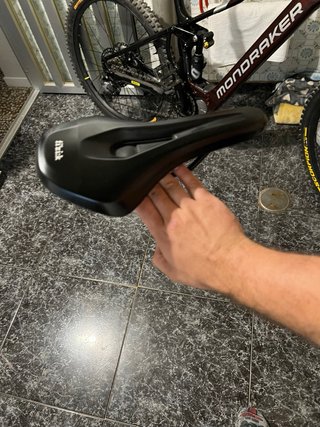 Sillín FIZIK Terra Aidon X5 145mm