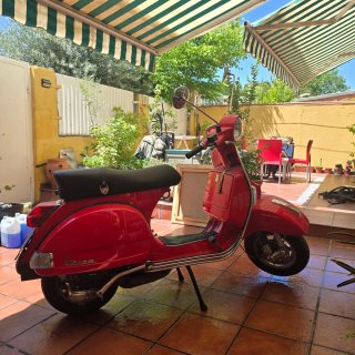 Vespa 400KM