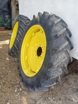 Ruedas John Deere