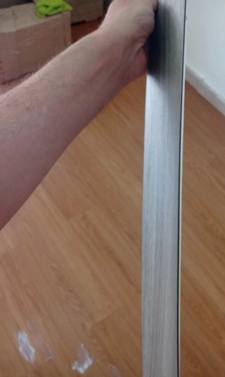 Rivestimento pavimento effetto legno grigio