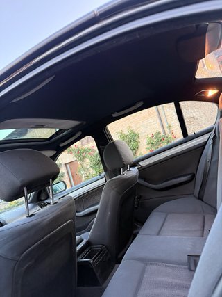 BMW Serie 3 320D E46 2004