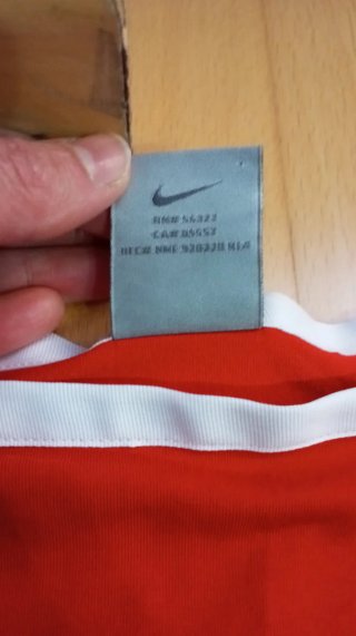 Camiseta Nike Studio '72 Roja