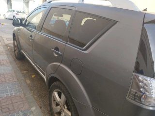 Mitsubishi Outlander 2009